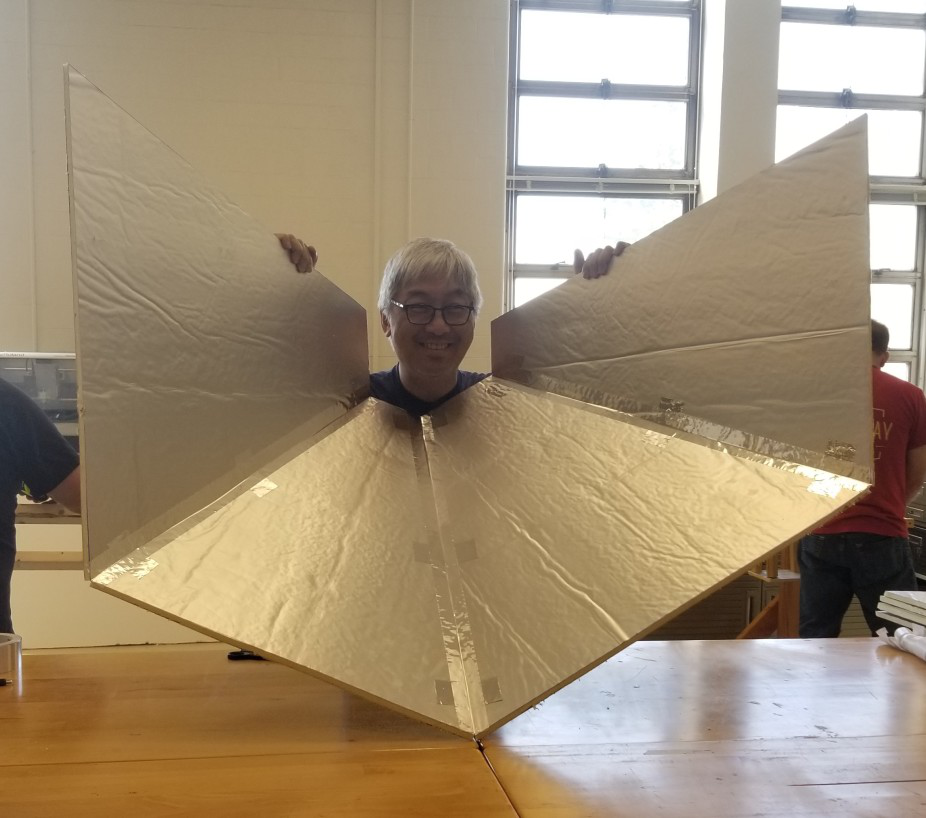 An assembled foil-faced horn.